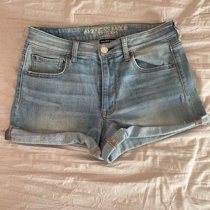 american eagle super super stretch high rise light wash shorts